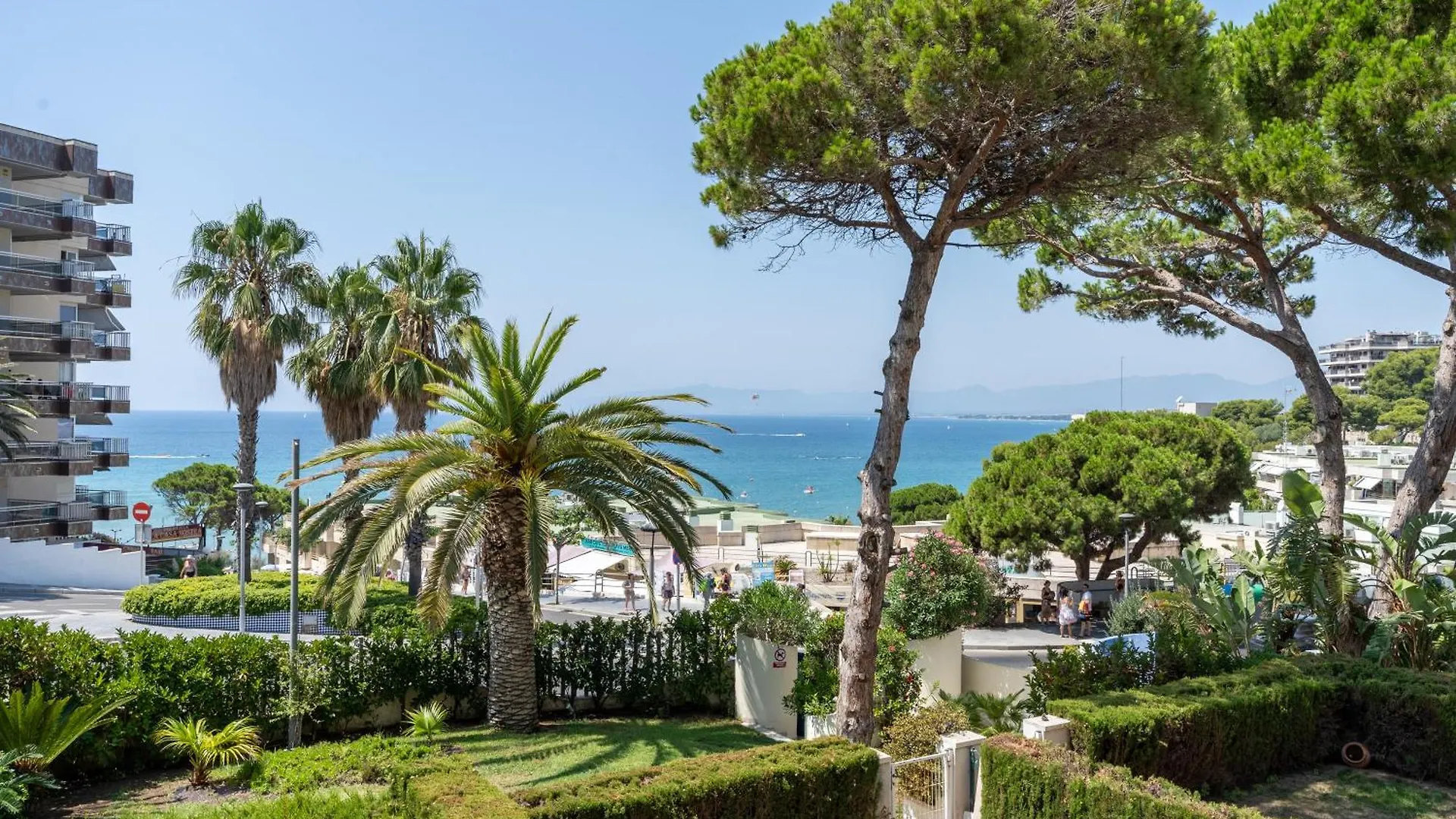 Les Ones Only Families Apartment Salou